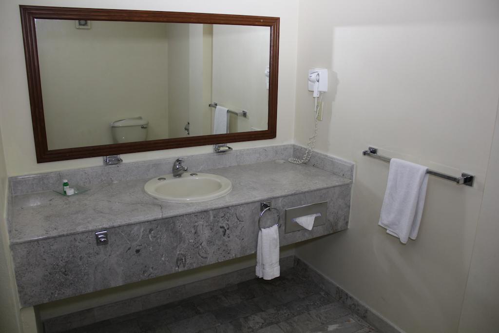 Hotel Tehuacan Plaza 외부 사진