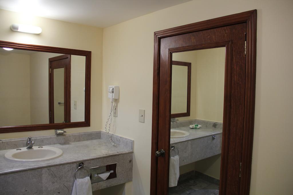 Hotel Tehuacan Plaza 외부 사진